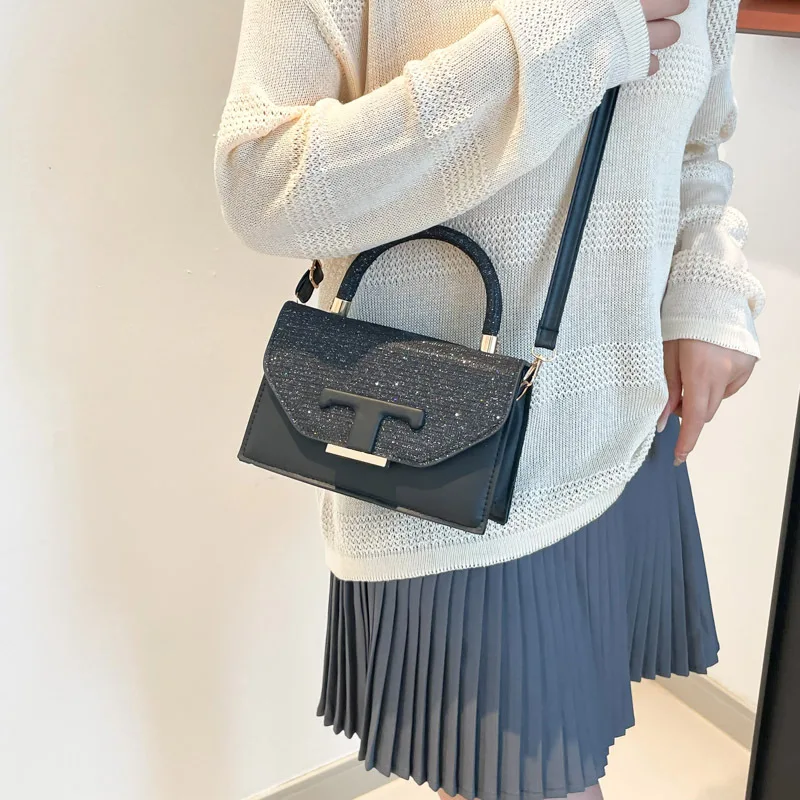 ​ 2023 Новая женская маленькая квадратная сумка, модная лоскутная сумка через плечо, элегантная сумка-тоут для ежедневных поездок на работу ​