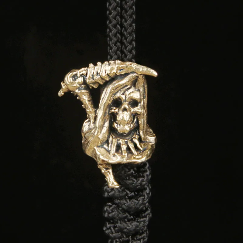 Brass Reaper Scythe EDC Knife Pendant Handmade Paracord Bead Retro Lanyard Charm Keychain Hanging Decor Fashion Daily Carry Acce