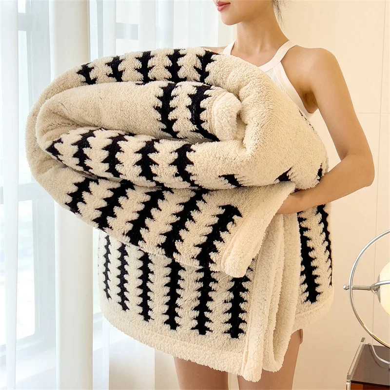 super-soft-flannel-multifunctional-spring-blanket-super-thick-and-warm-queen-size-bed-blanket-cozy-skin-friendly-nap-blanket