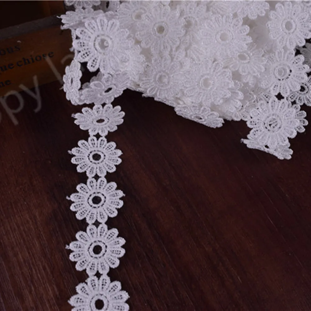 

43yards GOOD QUALITY Cream white Flower Venise/Venice Lace /Victorian Lace For Craft sewing wide :2.5cm