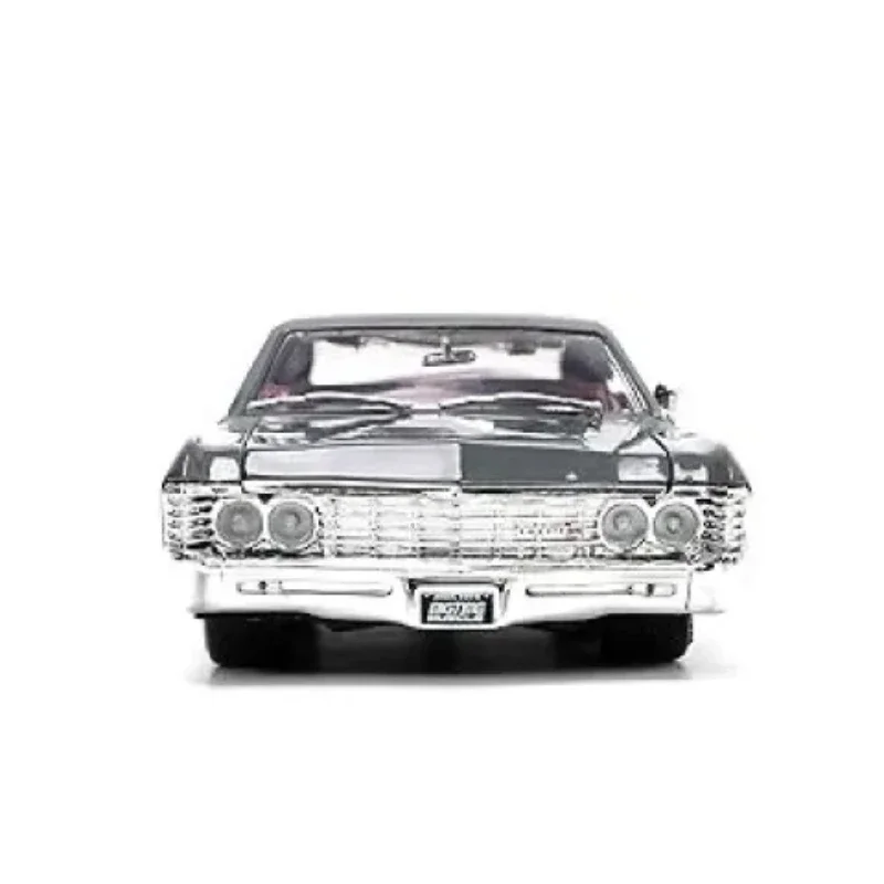 1:24 1967 Chevrolet lmpala SS High Simulation Alloy Car Model Collectible Toy Gift Souvenir Display Ornament J356