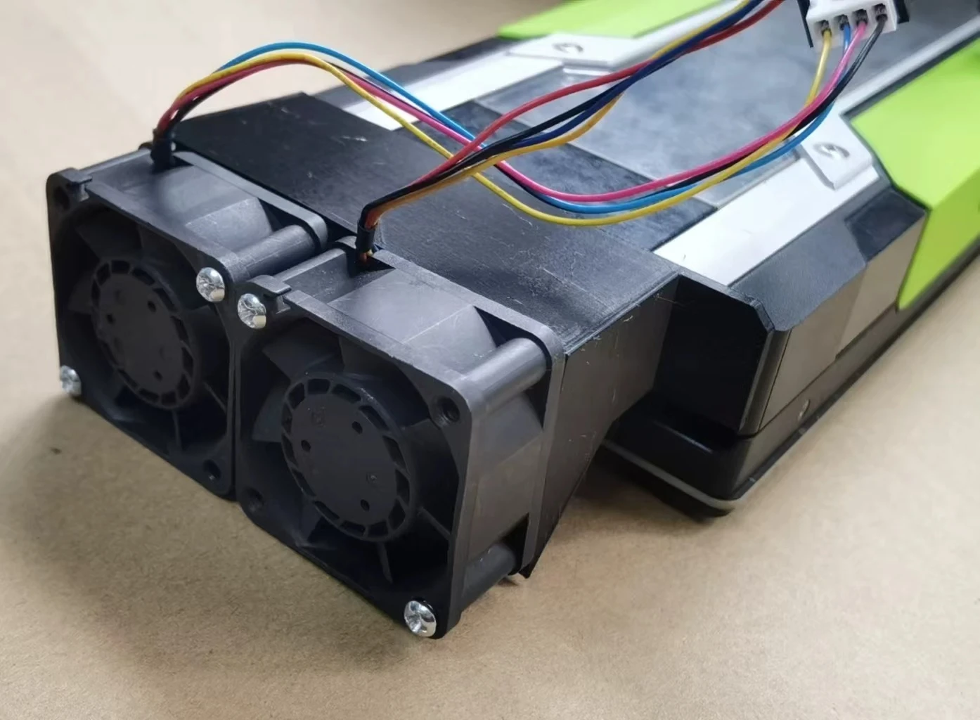 Universal Adjustable Speed High-Power Fan Cooler for NVIDIA Tesla P40 M40 P100 V100