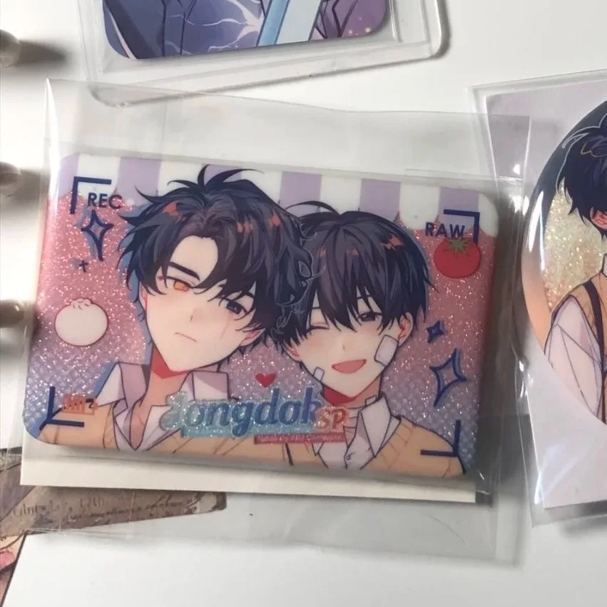 От перспективы всеразных читателей, ближнего дудзинши, значки, самодельные подарки, в наличии.