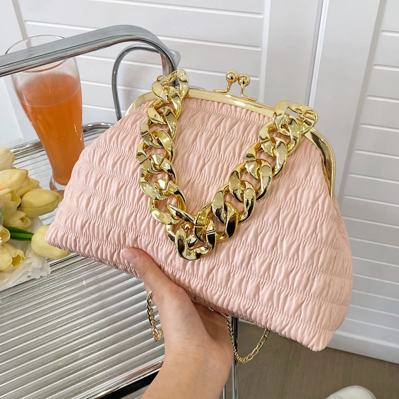 Shoulder messenger Bag Gold chunky necklace women\'s bag Pleated Gold metal frame clip bags for women small fashion lady handbag