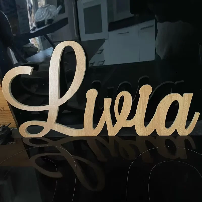 Изготовленный на заказ деревянный знак с именем, настенное искусство с именем ребенка в детской, свадебный знак приветствия, последнее имя семьи