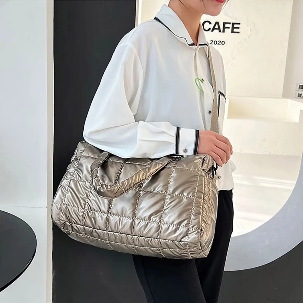 Bolso cruzado con hilo de algodón bordado para mujer, bolsa de mano de cubo de ocio, cara brillante, moda de otoño e invierno