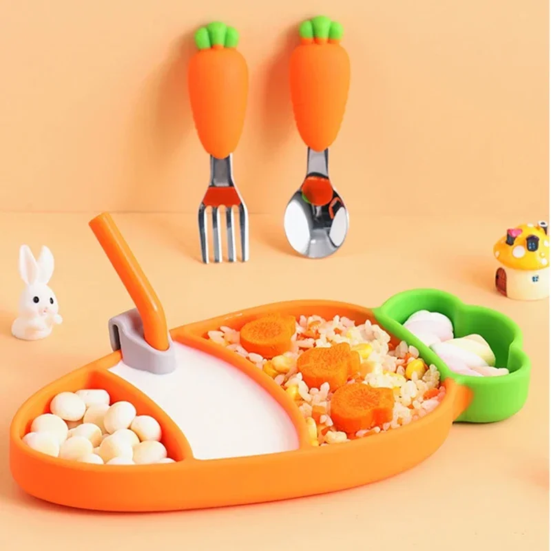 Stoviglie in Silicone bambini carota alimentazione ciotola per la cena del bambino piatto del fumetto cucchiaio da allenamento forchetta strumento per l'alimentazione automatica del bambino infantile