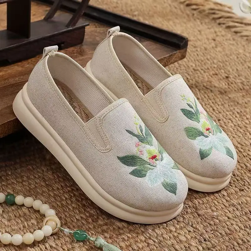 

Woman Spring Summer Embroidered Canvas Shoes Thick sole Non Slip Breathable Shallow Slip On Ethnic Style Hanfu Shoe Walking Shoe