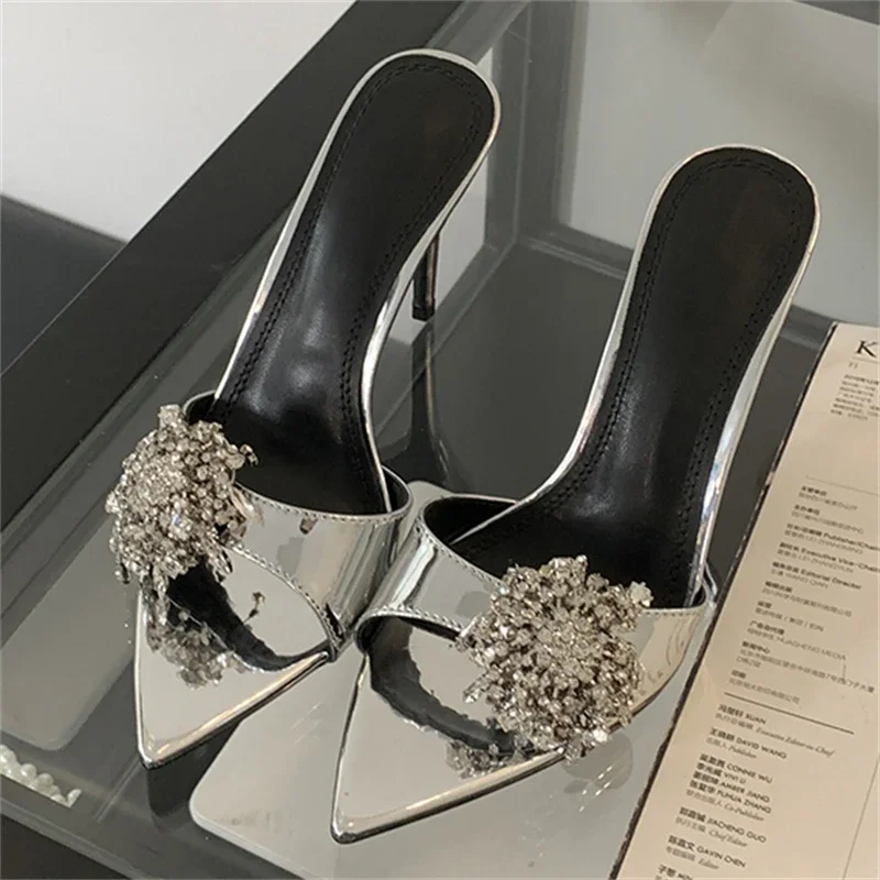Eilyken الصيف كريستال الماس أشار تو النعال النساء رقيقة صندل كعب عالٍ موضة الزفاف الشرائح أحذية السيدات