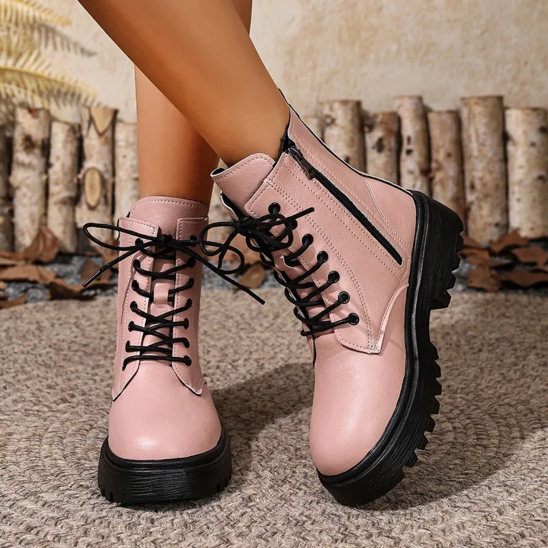 Kurze Gummi-Stiefel mit seitlichem Reißverschluss und runder Spitze für Damen