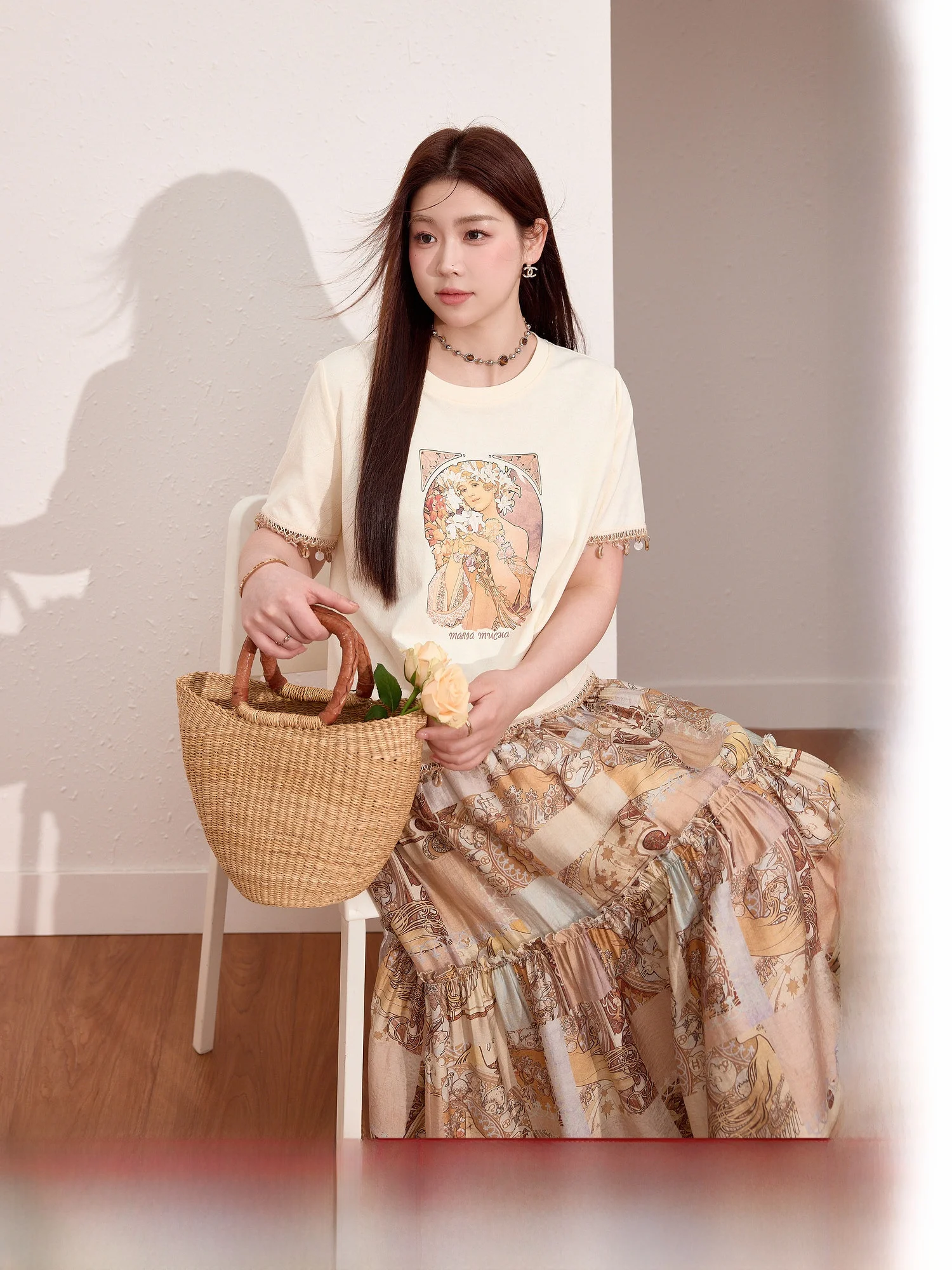 

Blue Language Large Size Women's Retro Slim Fit Summer Outfit T-irt with Floral Print And f-length Skirt for Office Wear