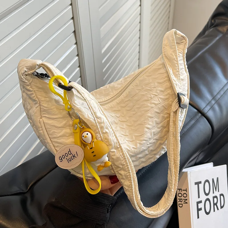 

Cute Versatile Niche Canvas Small Bag Women's Korean Version Messenger Fashion Shoulder Dumpling Bag