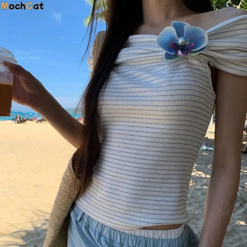 

Fashion Stripe Off Shoulder Crop Top Slim Fit Ins Bohemia T Shirts Female Clothing Sweet Stripe Flower T-shirt Female