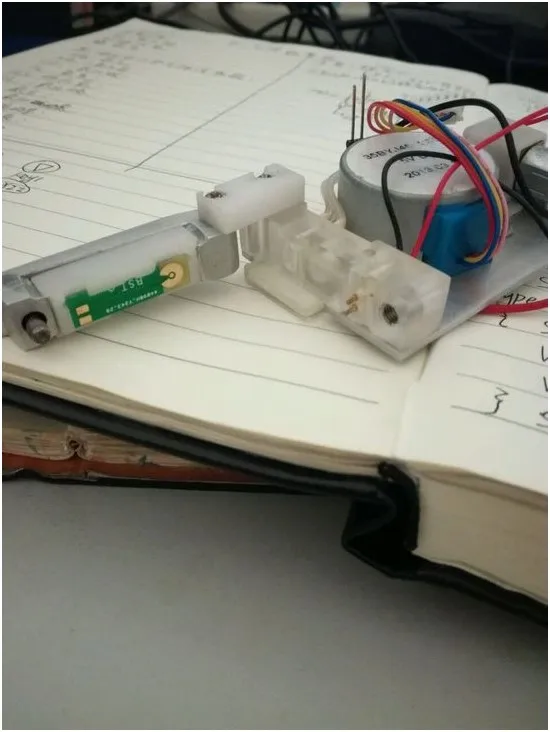 Chemical electrode microfluidic application testing device