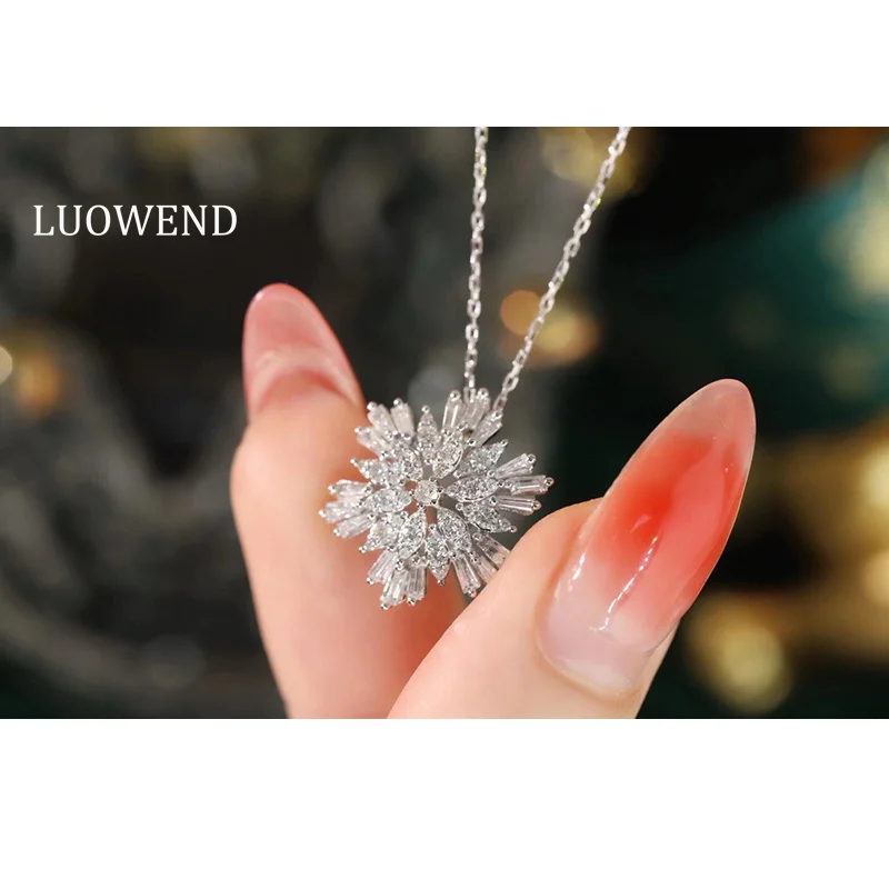 LUOWEND 100% 18K White Gold Necklace Elegant Style 0.70carat Real Natural Diamond Pendant Necklace for Women High Party Jewelry