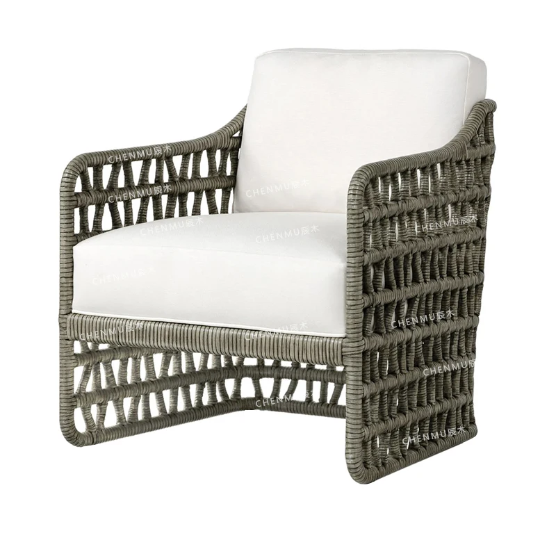 Nordischer einfacher Rattan-Sofastuhl, indonesisches echtes Rattan, einzelne handgewebte Homestay-Villa im Innenbereich, Freizeitbereich