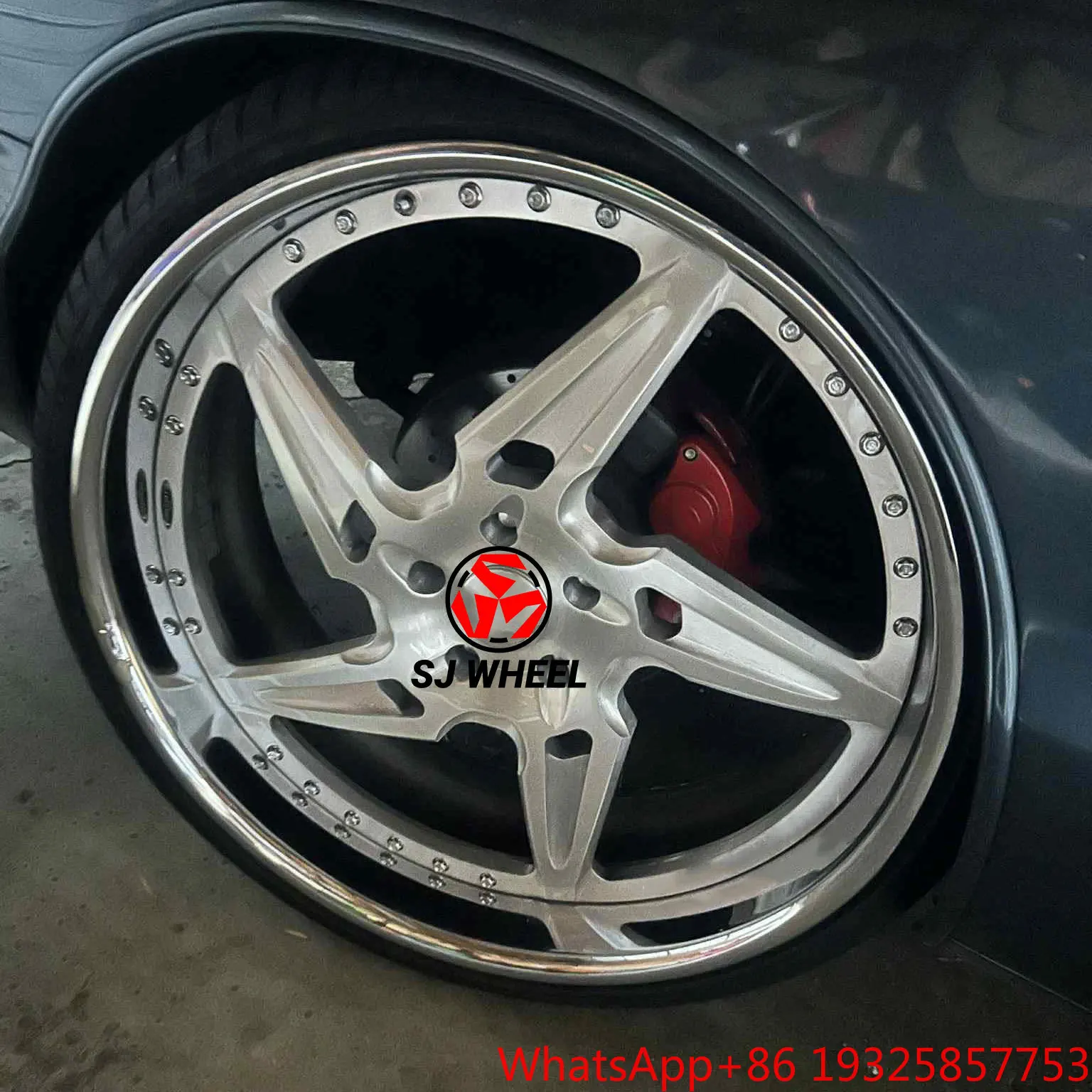 SJ New Design 2 Piece Five-Spoke Chrome Polish Lip Brushed Silver Center Wheel Rims 22 24 26 Inch T6061 for Luxury Cars