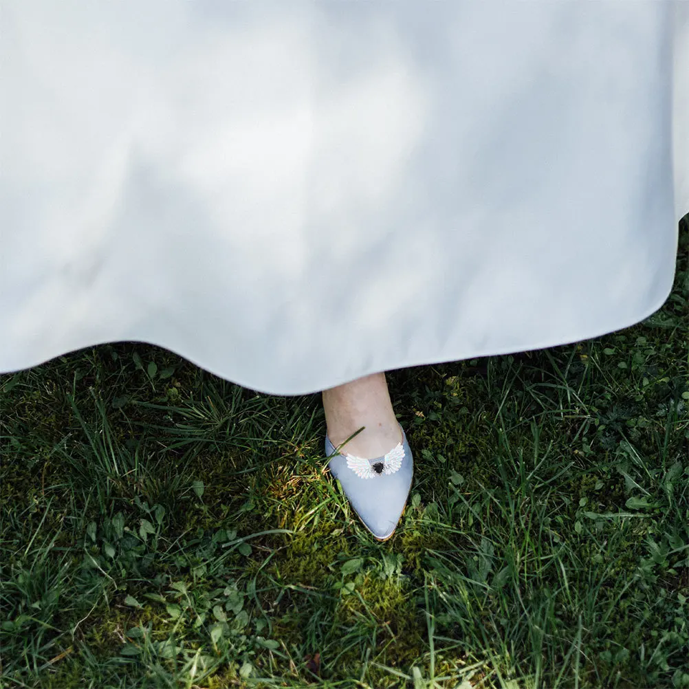 

4Pcs Angel Wing Shoe Clips Rhinestone Studded Removable Clip on Shoe Charms Wedding Bride High Heel Boots Decor