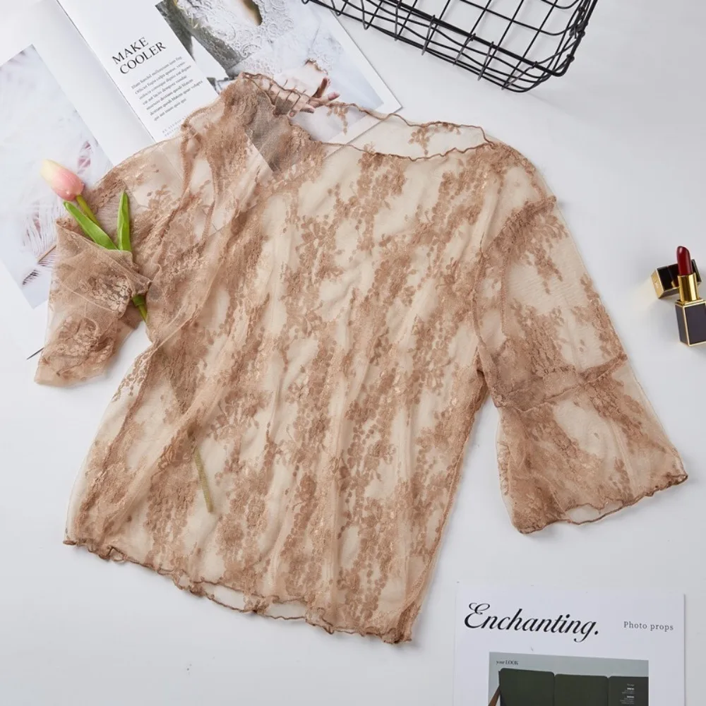 แฟชั่นเซ็กซี่ชีฟอง Hollow Out Lace Backing เสื้อดูผ่านแขนสั้นครึ่งแขนเสื้อตาข่าย Top สุภาพสตรี