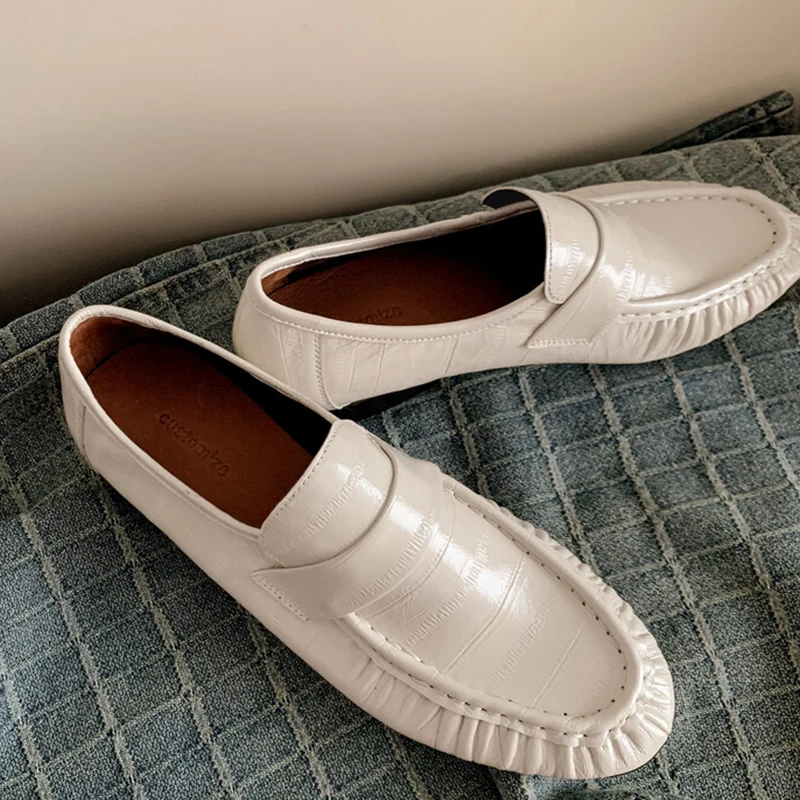 Women's Leather Slip-On Loafers - Round Toe Office Flats