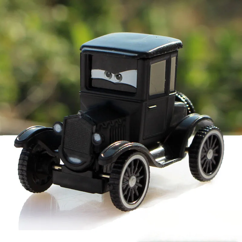 ▍ Neues Pixar Cars 3 Lightning McQueen Rennfahrzeug Familie Jackson Storm Ramirez 1:55 Druckguss-Metalllegierung Kinderspielzeugauto