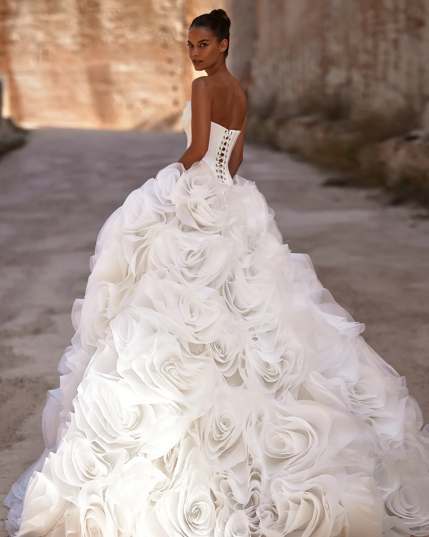 

Satin Wedding Dress Ball Gown Bespoke Vestido De Casamento Personalizado Floral Corset White Tenue Mariage Civil Femme Trouwjurk
