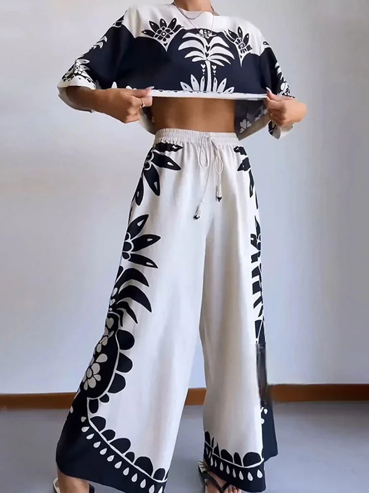 

Round Neck Women Print Top And Pants Outfit Chic Female Summer Wide Leg Pants Suit Elastic Waist Ankle-Length Pants Matching Set