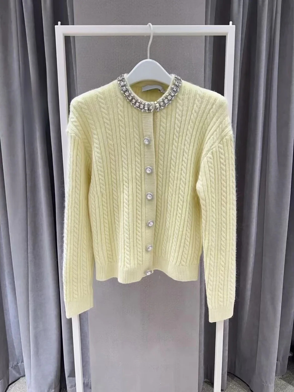 

Heavy Work Knitted Yellow Long Sleeve Diamond Collar Sweater Women's Fashion Autumn Winter round Neck Button up Cardigan