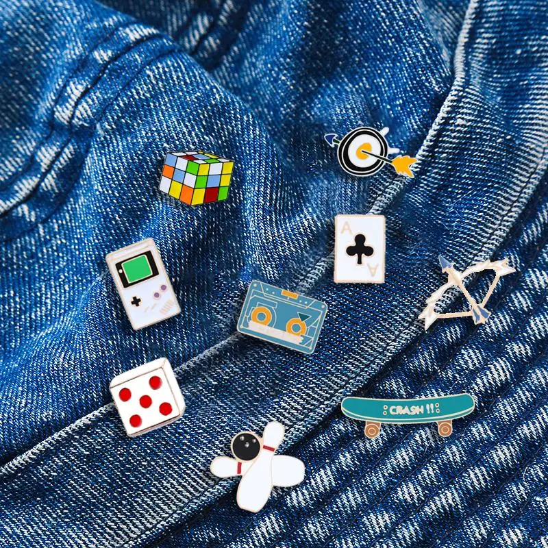 Funny Game Enamel Pins Poker Dice Skateboard Badge Brooch Denim Jeans Metal Lapel Pin Cartoon Jewelry Gift For Women Men Friends