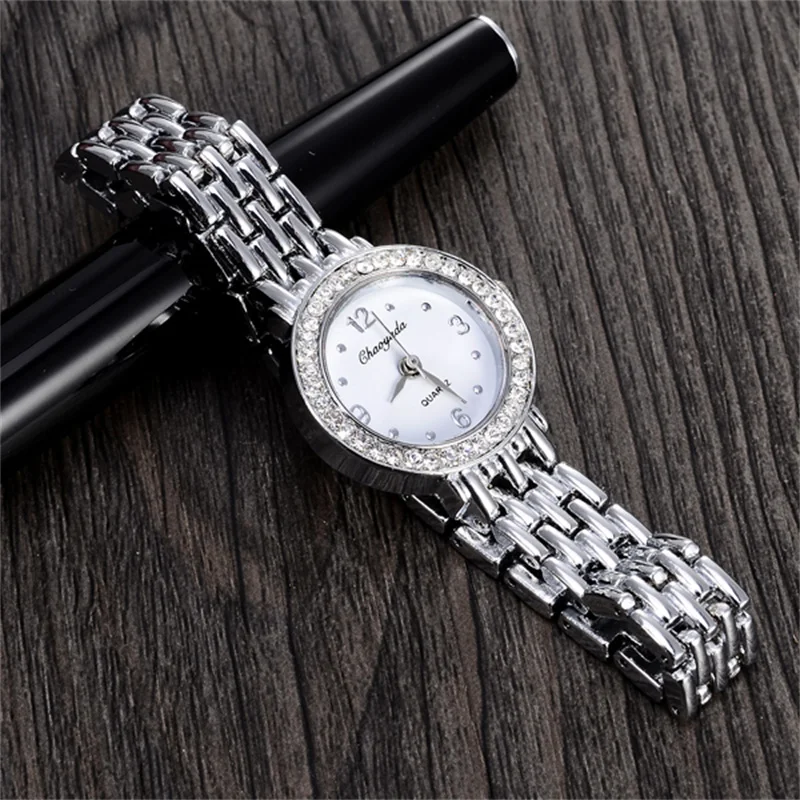 Women Rhinestone Quartz Watch Fashion New Design Female Girl Ladies Luxury Stainless Steel Black and White Wristwatches Relojes