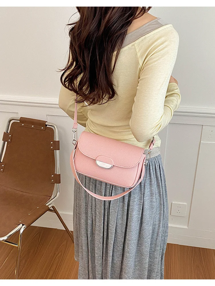 Women Underarm Shoulder Bag Vintage Solid Color Flap Small Handbag Simple PU Leather Crossbody Purse for Daily Commute