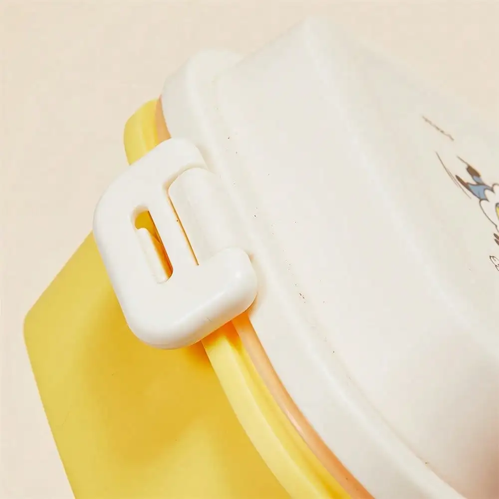 صندوق بينتو مينيسو ديزي مينيونز مزدوج الطبقات 980 مل - خالي من مادة BPA مانع للتسرب |   تتضمن أواني PP حاوية طعام للأطفال والكبار