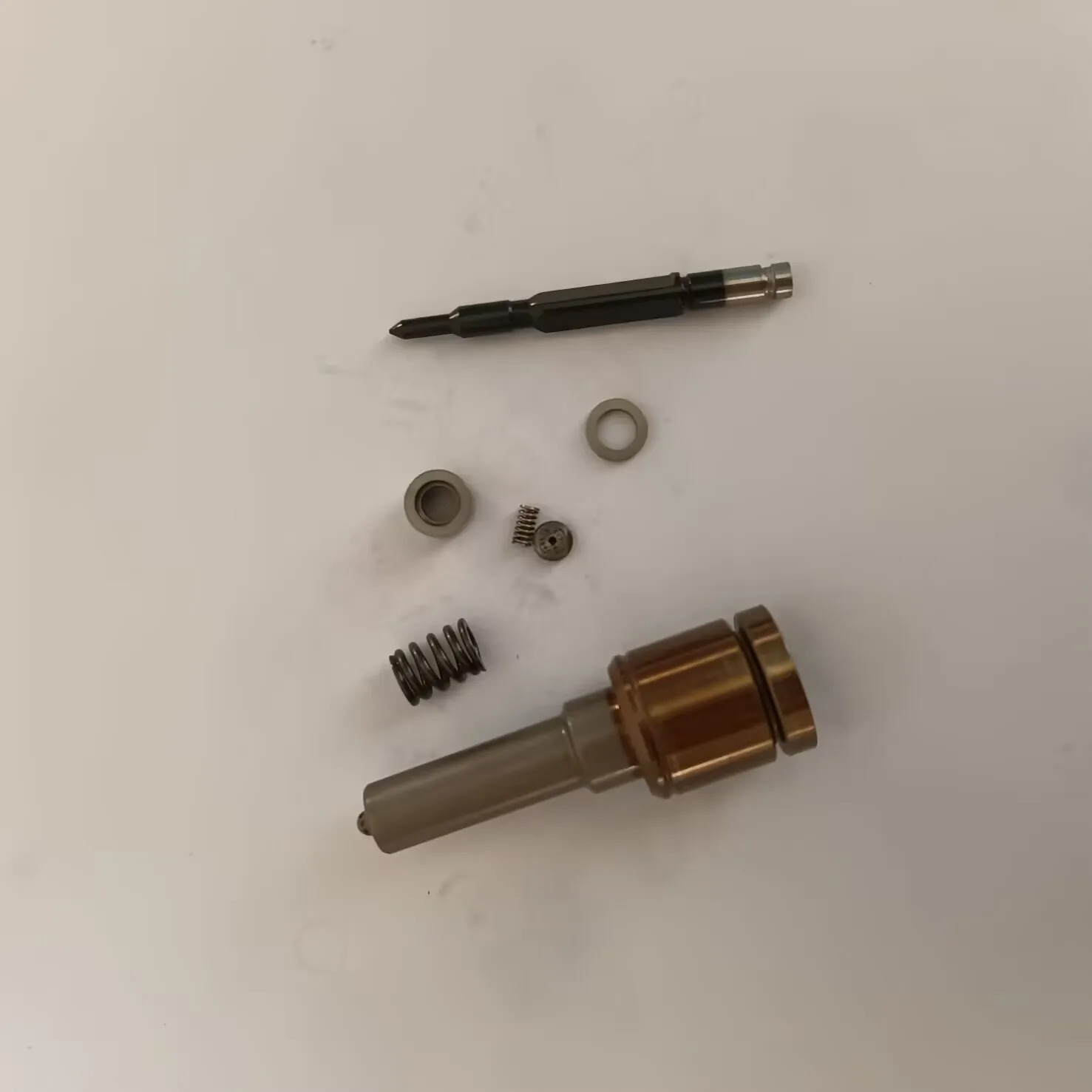 

No.591(6-25) Common Rail Nozzle for Denso G4 Injector Fuel Pump & Parts 295700-1130,23670-0E060