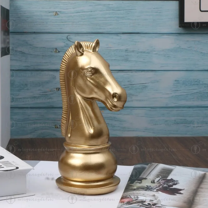 1pc International Chess Sculpture Decoration, Resin Chess Statue, Gold Chess Pieces Window Display Ornament, Creative Home Decor