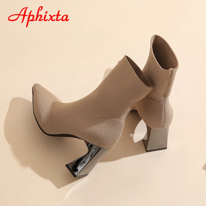 Aphixta 8ซม.โลหะเว้าส้นผ้ายืดถุงเท้ารองเท้าบูทสตรี Camel ยืดถัก Pointed Toe รองเท้า