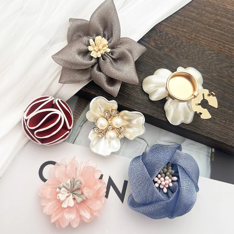 1 Stück Modische Handgefertigte Stoff-Knopfabdeckungen Hemdmanschettenknöpfe Elegante Stoff-Kragenclips Formelle Accessoires für Damen