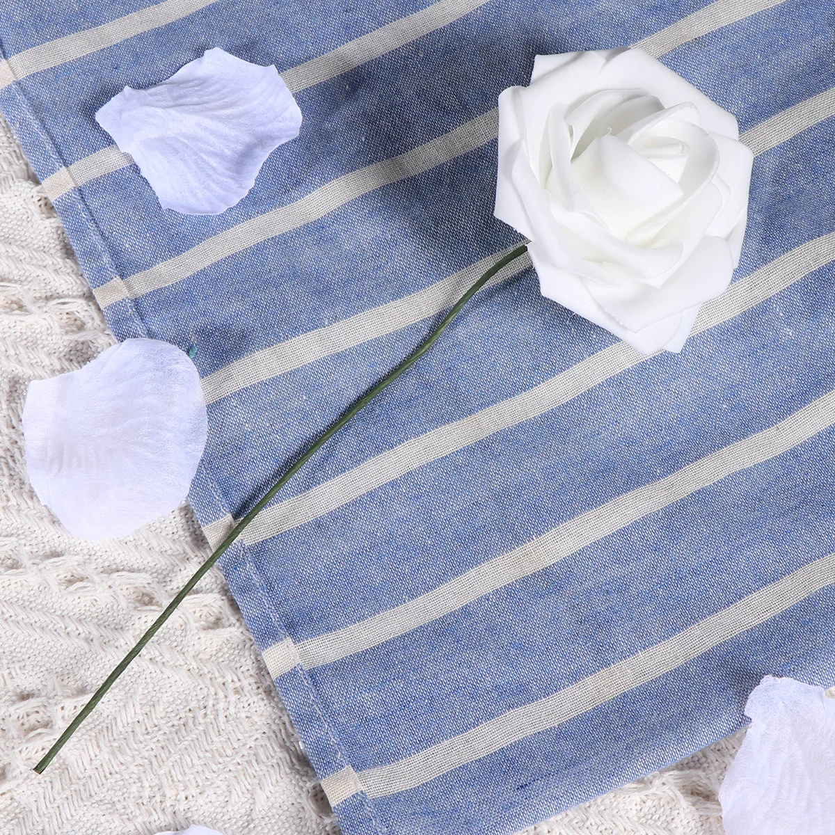 

20pcs Simulation Rose Flowers Artificial Vintage Bouquet For Wedding Party Decoration Bridal Flower Basket Cake Table Fake