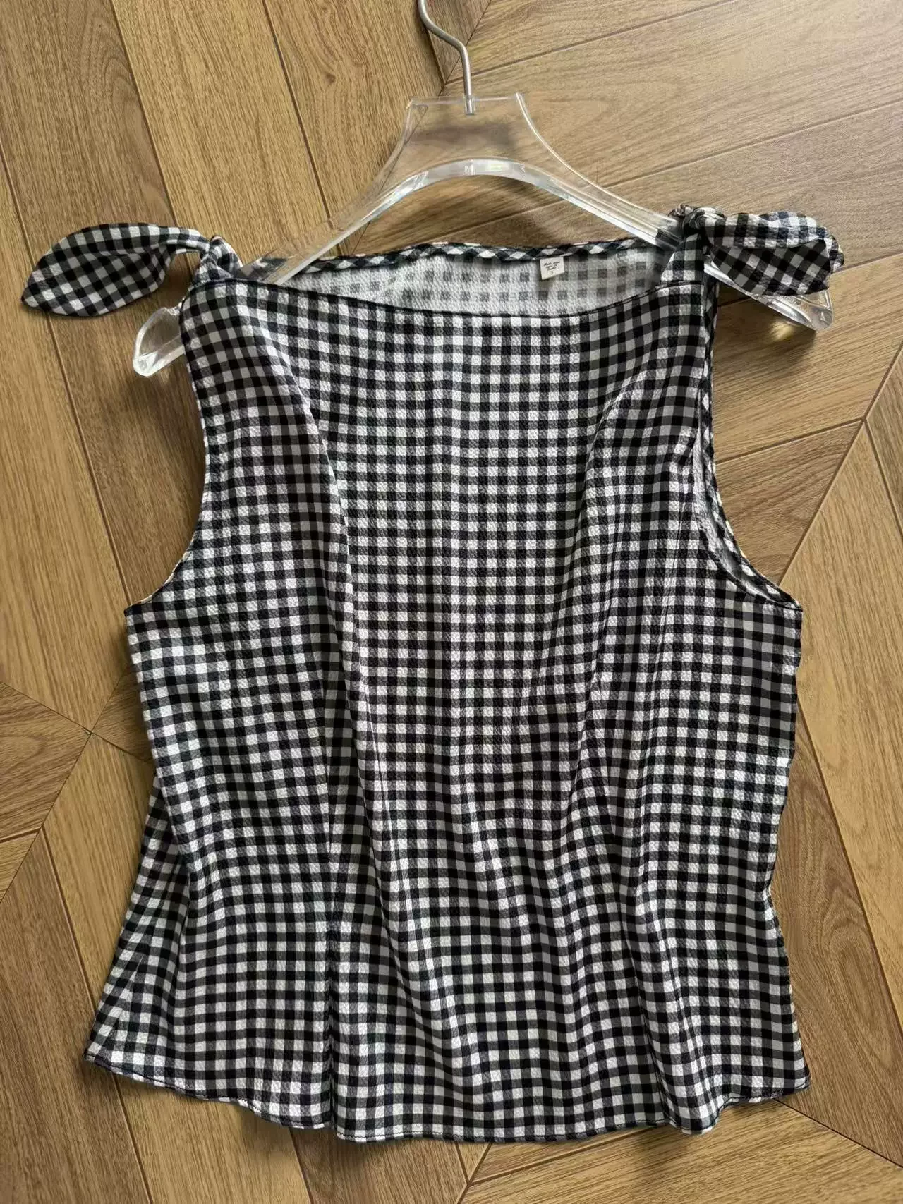 

Silk Blend Tank Tops for Women 2026 Summer Lace-up Shoulder Strap Boat Neck Sleeveless Casual Fashion Vest