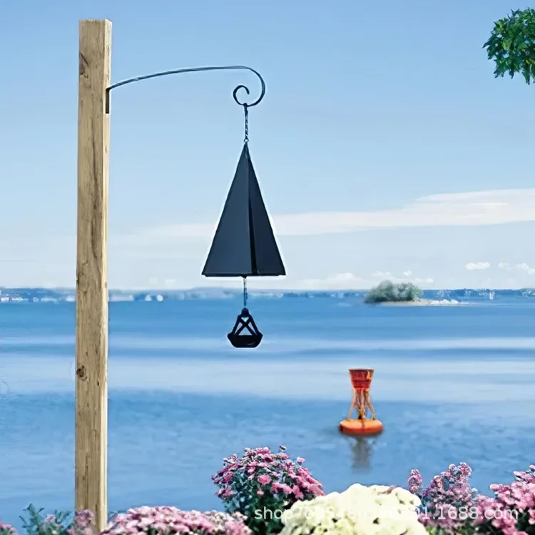 New Outdoor Wind Chimes Triangle Creative Household Courtyard Iron Art Metal Wind Chime Pendants