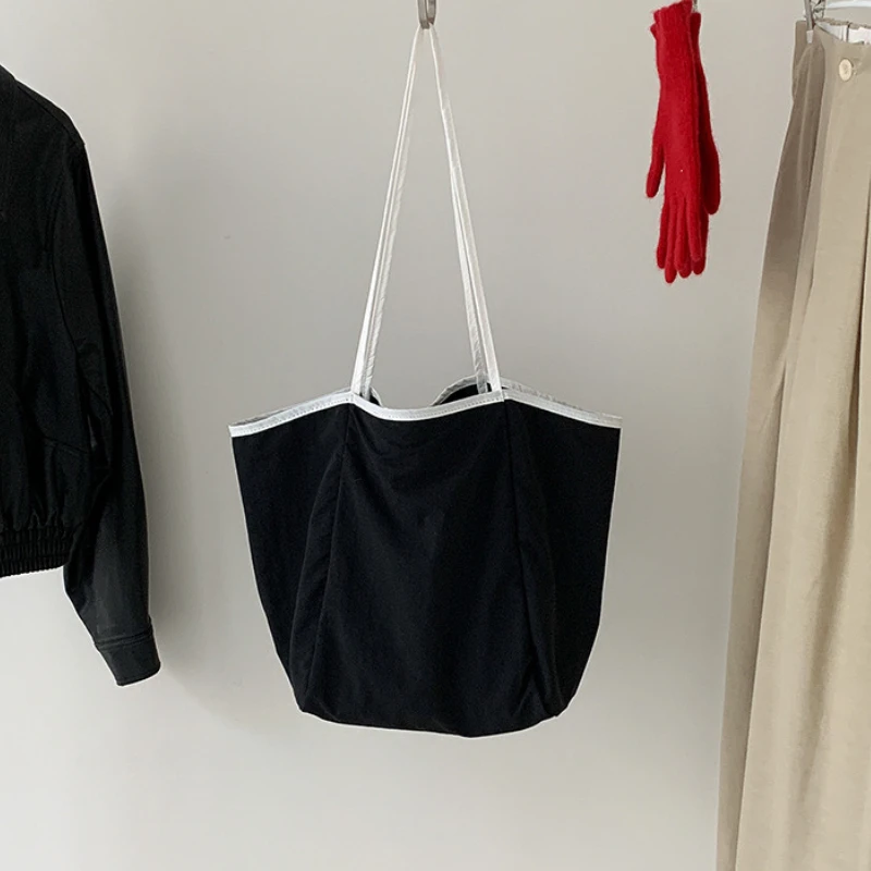 

New Korean Style Nylon Shoulder Bag Women Large Textured Casual Style Tote Storage Bag Autumn Winter Fashion Leisure Casual Bag