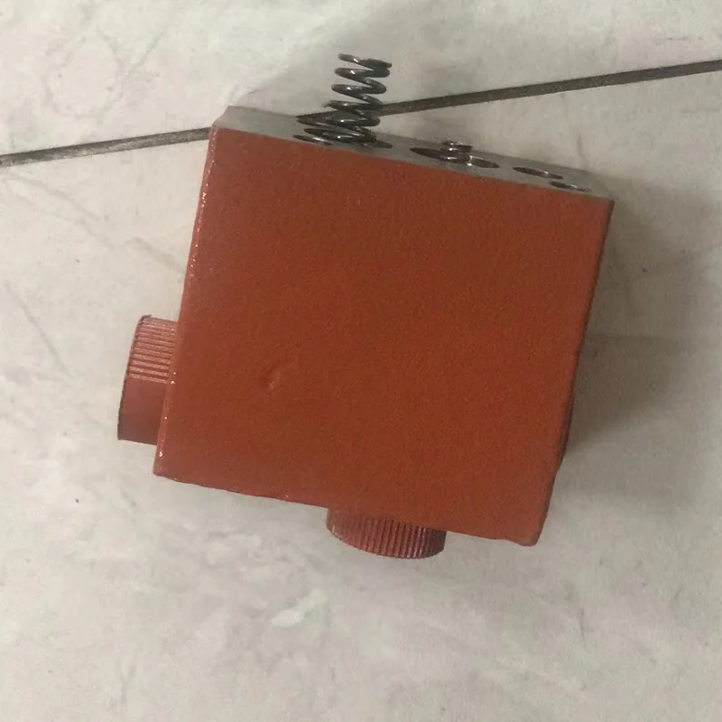 Bagger-Druckminderventil für Hyundai ROBEX R140W-7 R210LC-7 R215LC-7 210LC-7 215LC-7 R220LC-7 R225LC-7 R300LC-7 Bagger