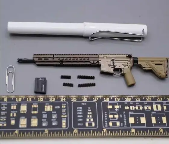 

SMG 1:6 Scale ES MR223 A3 Golden 16.5 Long Guard Timber Version 12'' Gun Model