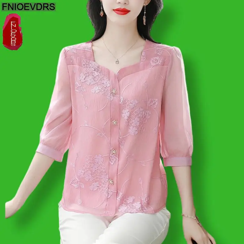 M-4XL 2024 Fashion Square Neck Button top donna Office Lady Pink Elegant Retro Vintage Lace Shirts camicette