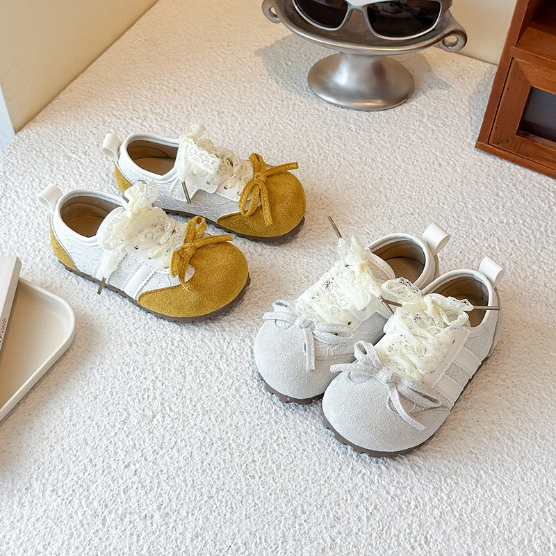 Girls Sneakers Luxury Brand Casual Shoes Light Comfortable Walking Shoes for Kids Lace Up Flats Fashion Designer Children Shoes