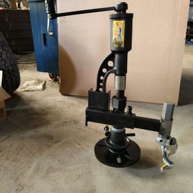 Car removal machine Light portable manual  removal, tool flow repair artifact Home car vacuum