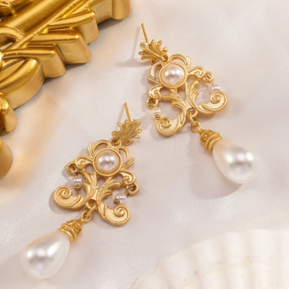 

ОЧАРОВАТЕЛЬНАЯ ПАРА СЕРЬГИ С БЕЛЫМ ЖЕМЧУГОМ ЮЖНОГО МОРЯ