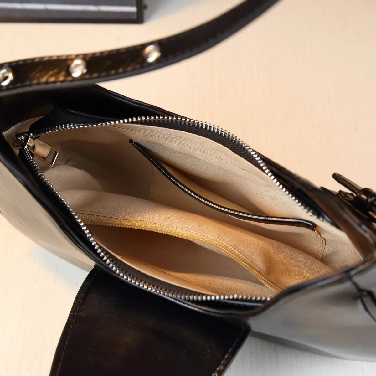 Simple Elegant Vintage Diaper Bag For Women Trendy Leather Crossbody Handbag Unique Designer Minimalist Shoulder Tote Large