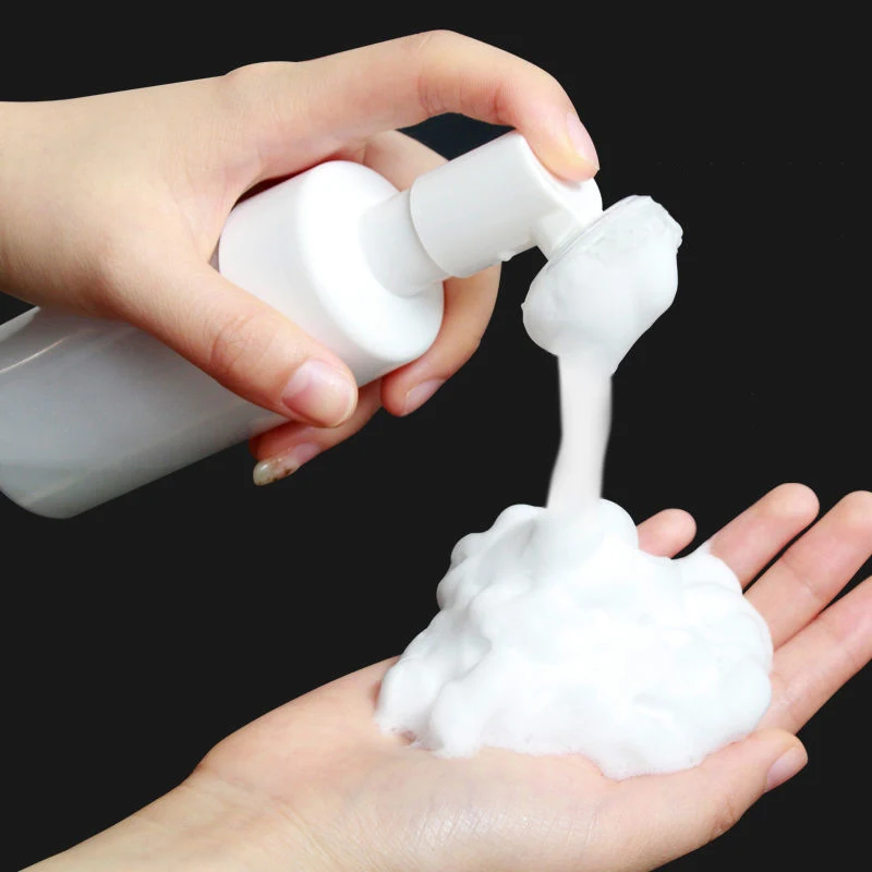 Botella dispensadora de espuma de 40-100ml con cabezal de cepillo, tipo presión, para limpiador facial, leche limpiadora, jabón espumoso, dispensador de jabón con bomba, limpiador facial vacío