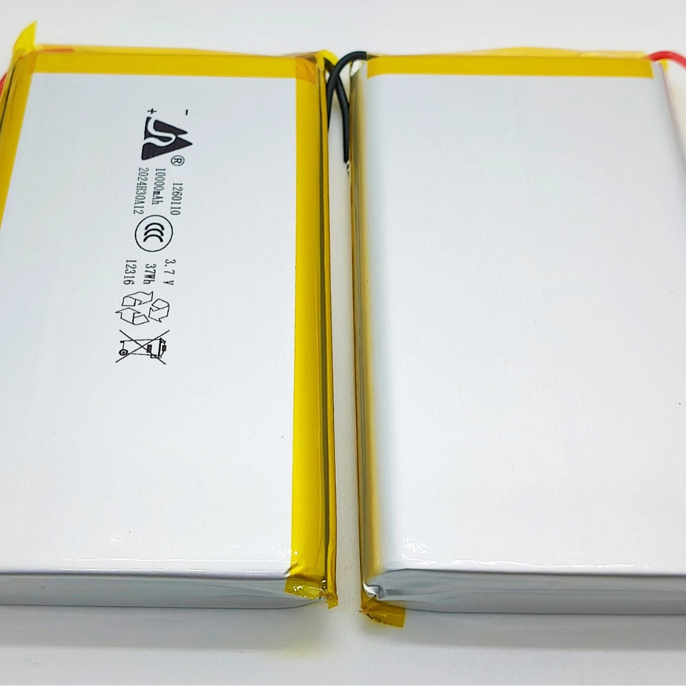 New A-grade 1260110 10000mAh 3.7V Polymer Lithium Battery Is Suitable for Fast Charging Power Banks and Mobile Power Banks