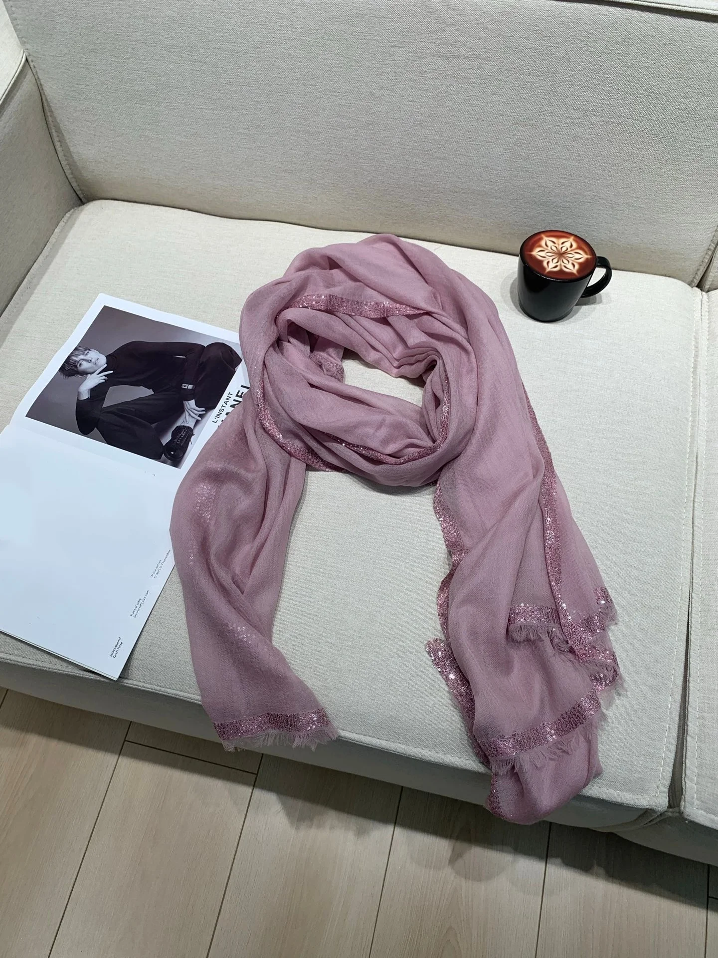 

Women's Sequin Embroidery Fashion Woolen Scarf 210*100